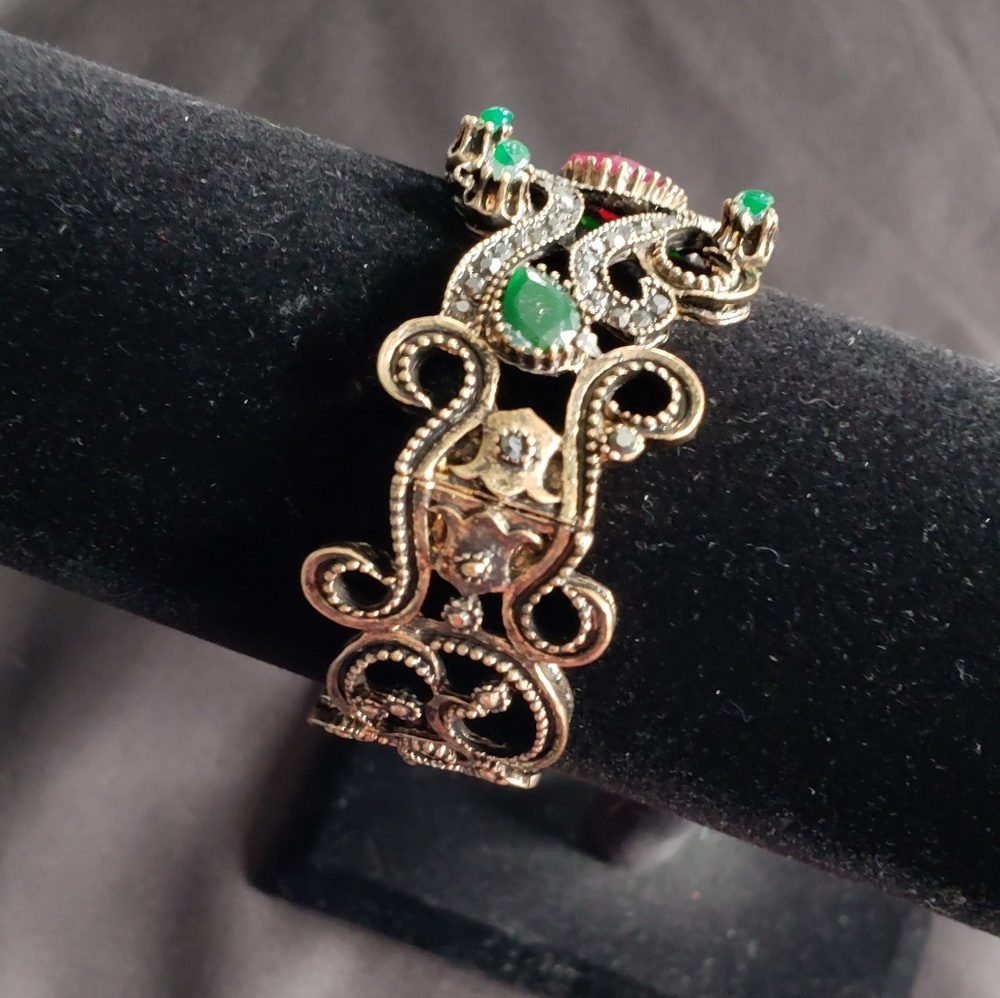 Bracelet - Picture 3 of 8